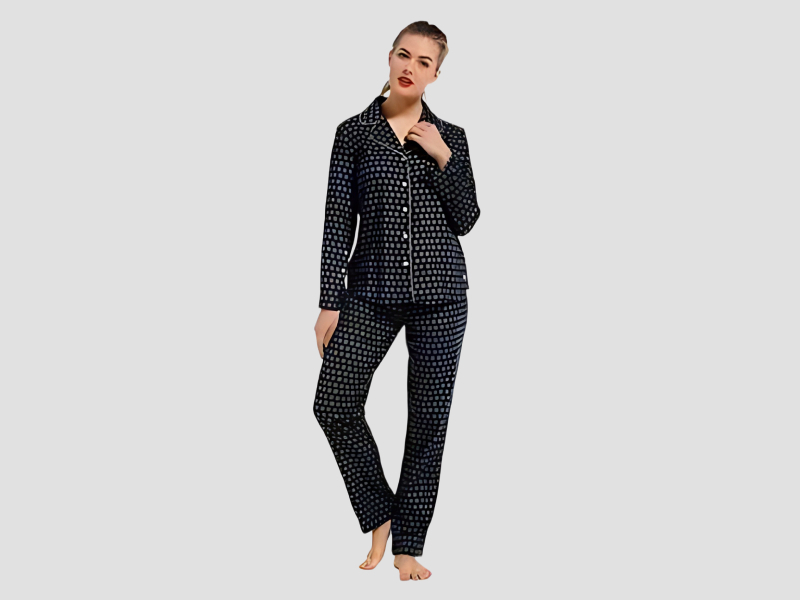 Printed full sleeve night suit for women nightwear use