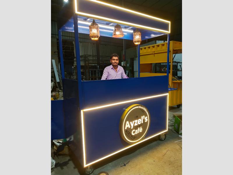 UrbanBite Compact Food Vending Cart For Events