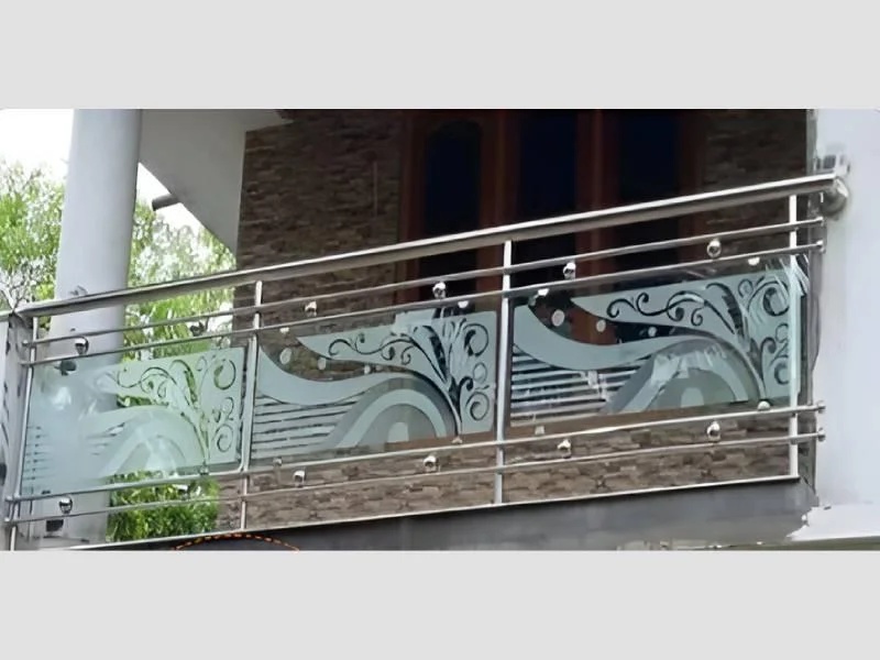 Balcony G Pipe with Glass Fittings for Residential and Commercial Use