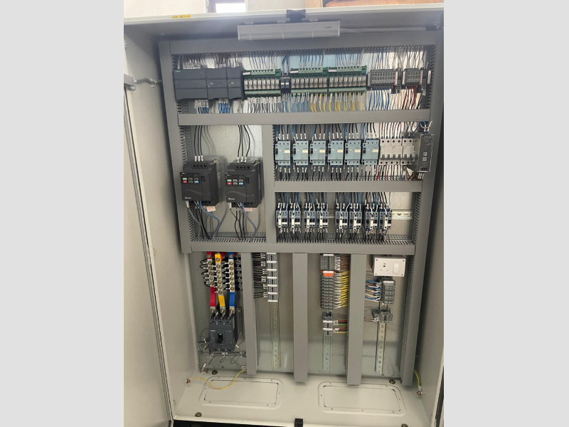 Variable Frequency Drive Panel For Motor Speed Control Applications