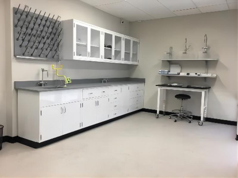 Laboratory Benches