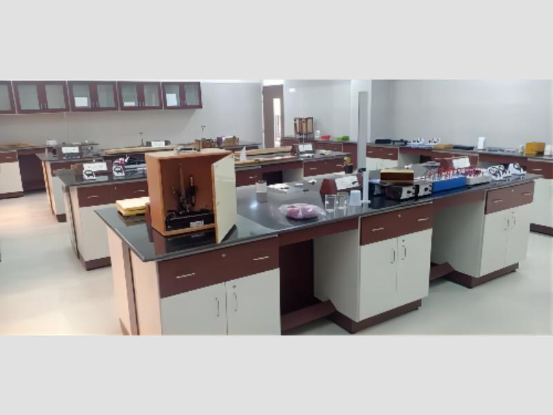 Godrej Modular Laboratory Workstations Custom Layout For Research Labs