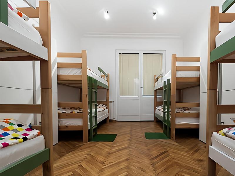 Hostel Wooden Cot For Student Rooms