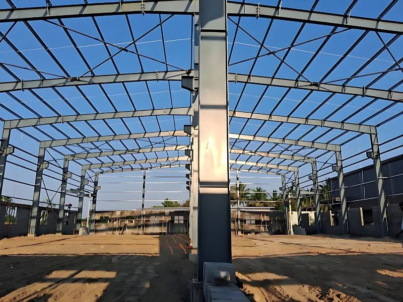 Heavy Duty Steel Warehouse Skeleton Structure With Beam Columns