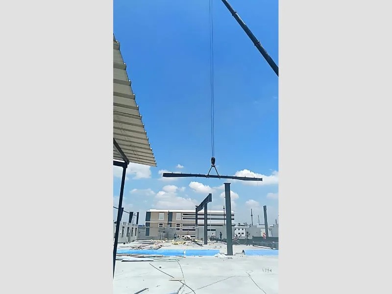 Heavy Duty Structural Steel Beam Erection Service With Crane