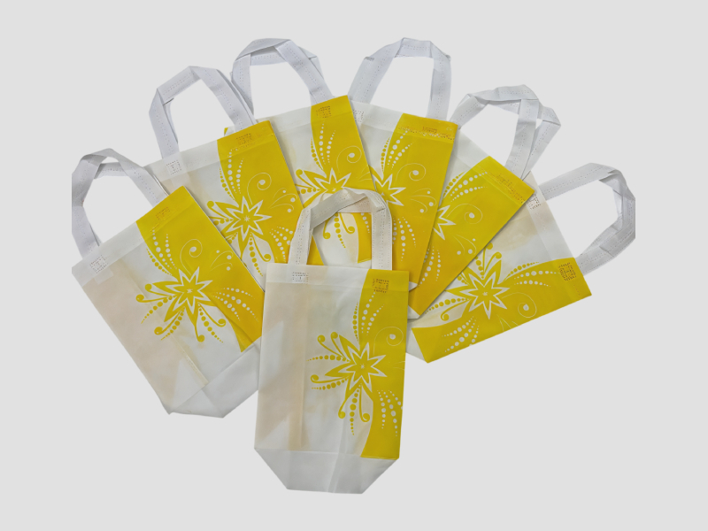 Yellow Star Pattern Non Woven Shopping Bag