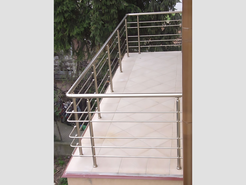 Decorative Stainless Steel Hand Railing System for Interior and Exterior Use
