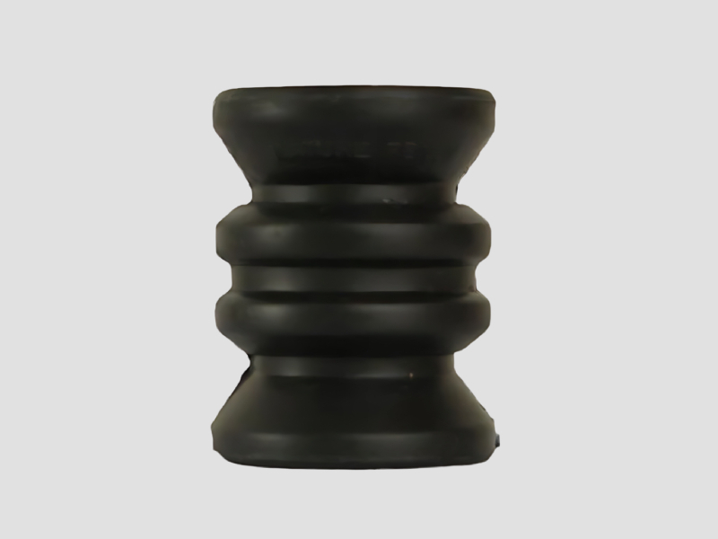 Fence Reel And Corner Strain Insulator