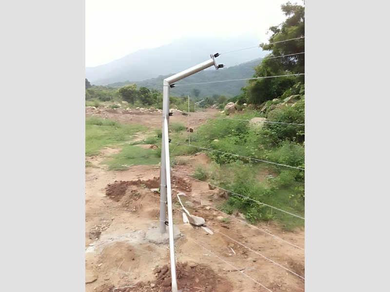 Solar Elephant Control Fence 12000 Volt For Wildlife Management