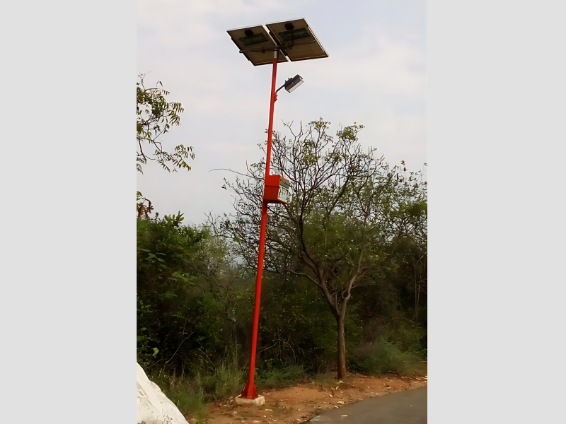 Solar LED Street Light 30 Watt For Residential Street Lighting