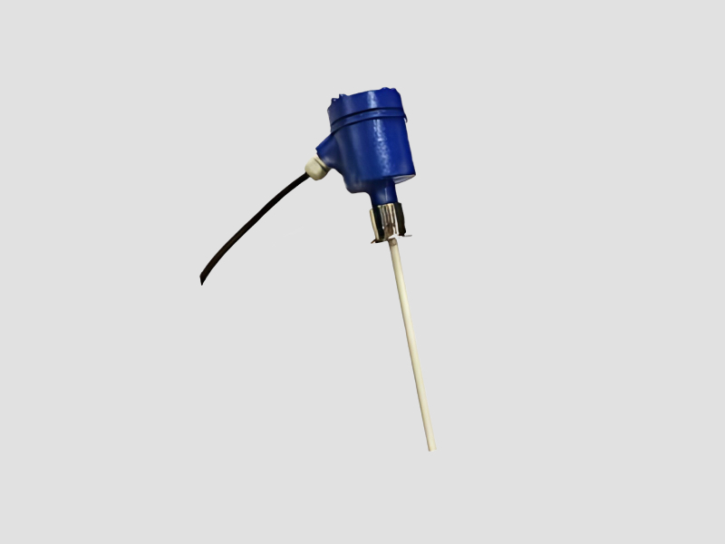 Capacitance Level Transmitter for Continuous Level Measurement
