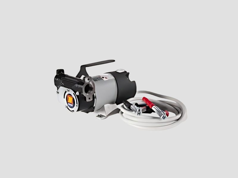 Self Adjusting Blade Fuel Transfer Pump System For Oil Handling Applications