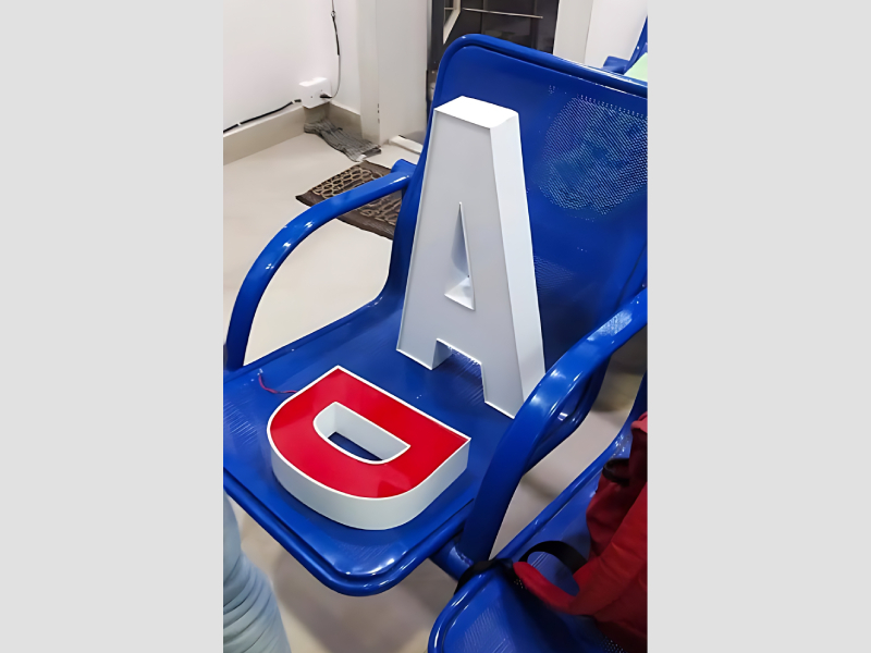 Trimcap Sign Boards For Modern Commercial Signage