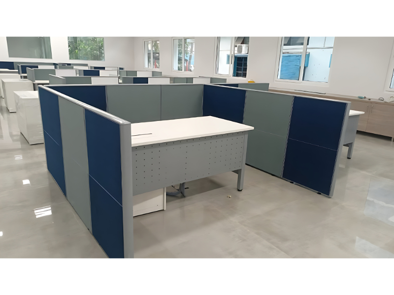 6 Seater Modular Workstation Cluster Desk with Panel Divider for Office Teams