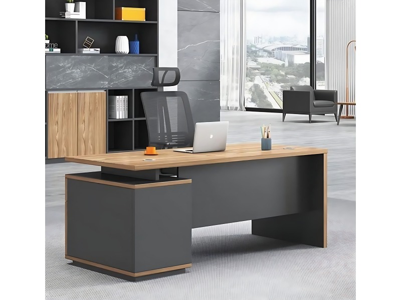 Luxury Slatted Front Executive Office Desk With Side Storage Return For Director Cabin Use