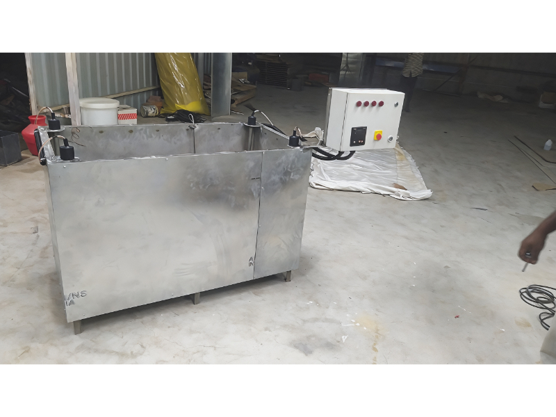 Circulation Based Chemical Processing Tank System For Industrial Use