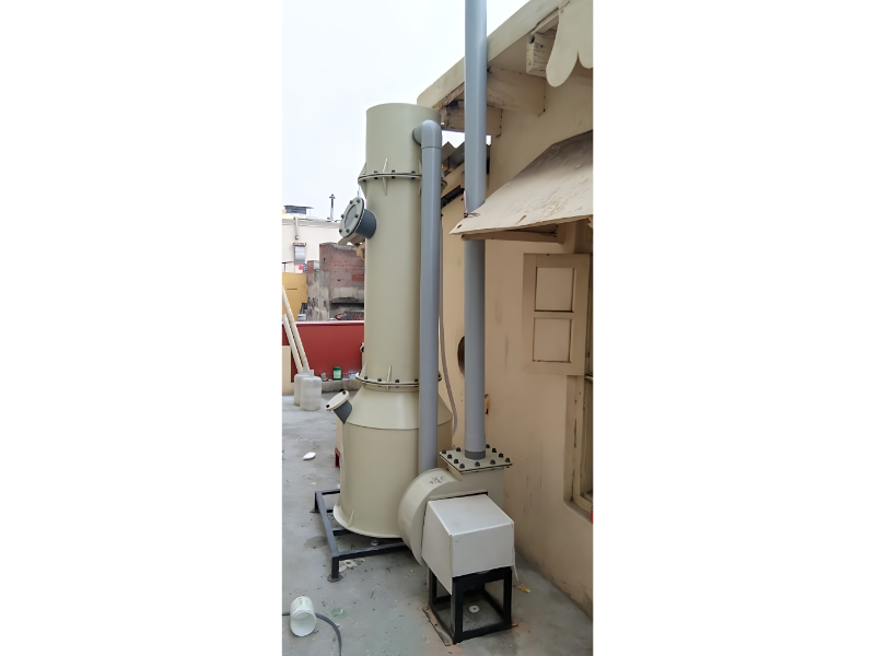 Vertical Air Scrubbing Tower System For Industrial Air Treatment