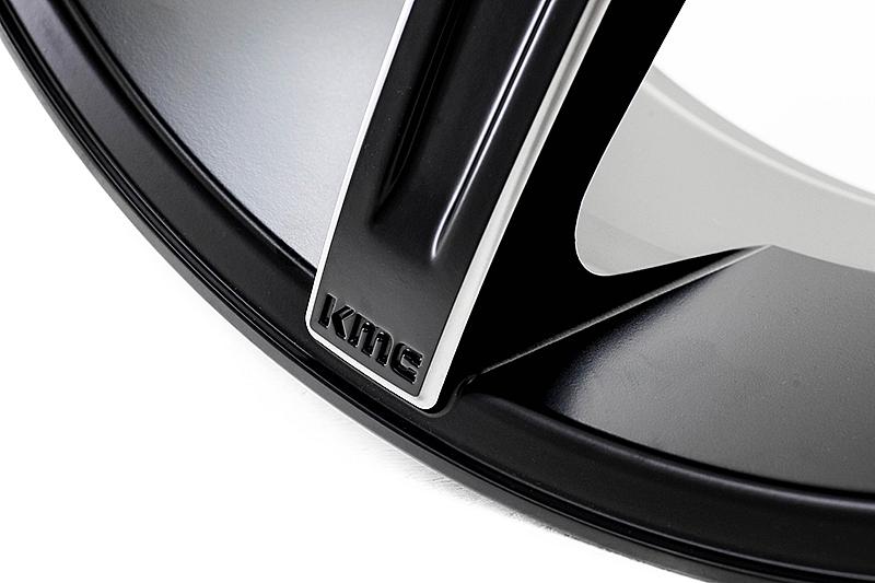 Permaisuri | KMC - Revert Satin Black Milled 22