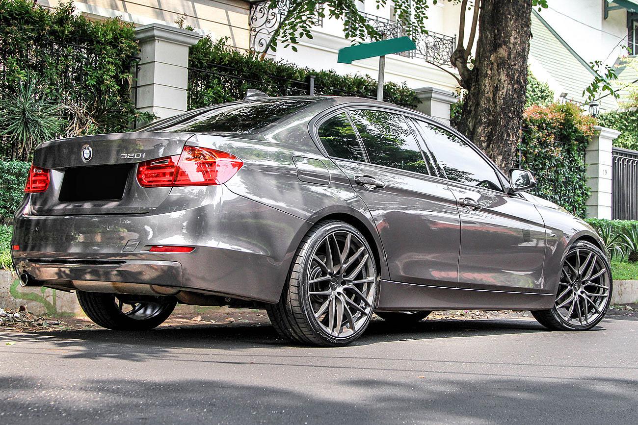 BMW 320i F30 on Breyton Spirit RS 20"