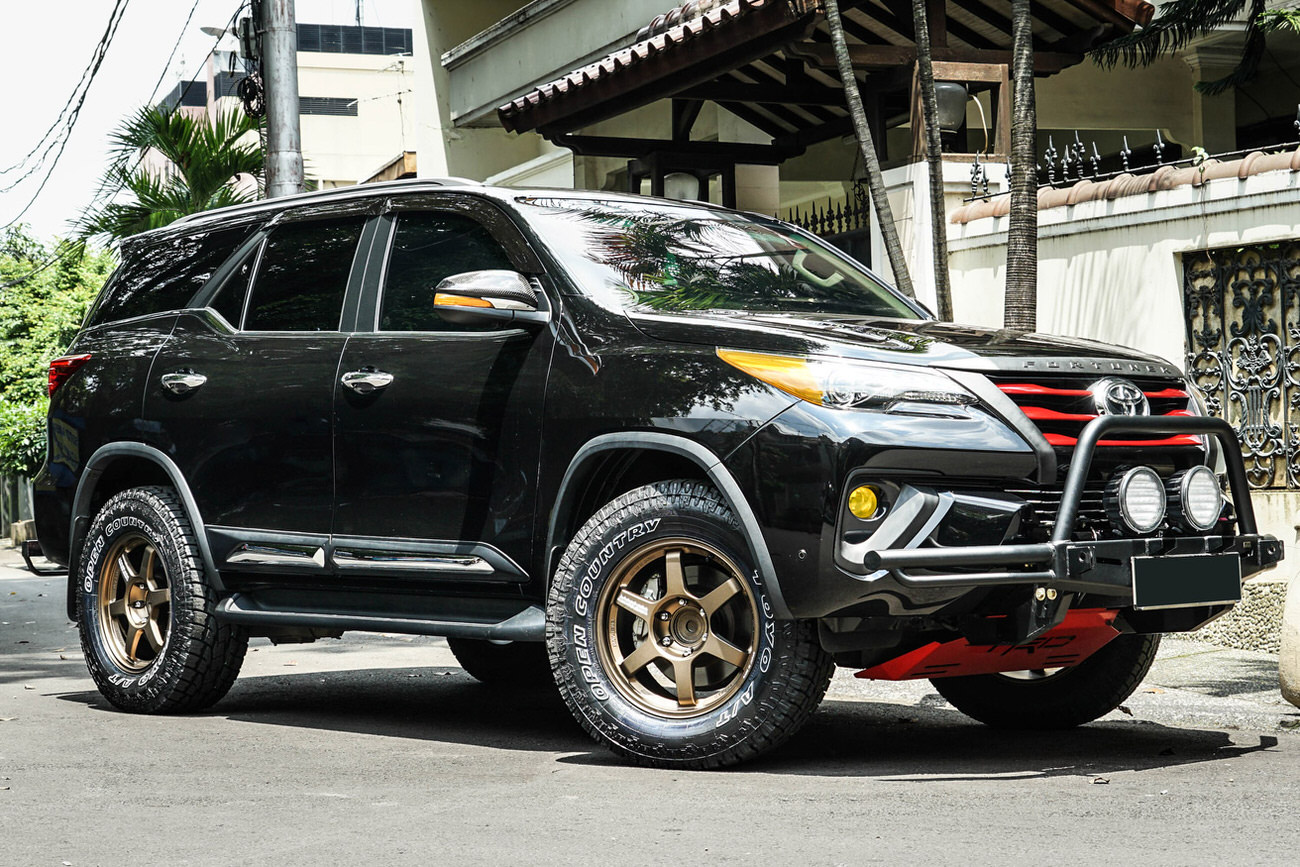 Mewujudkan Kemewahan dan Fungsionalitas: Aksesoris Fortuner VRZ yang Sempurna