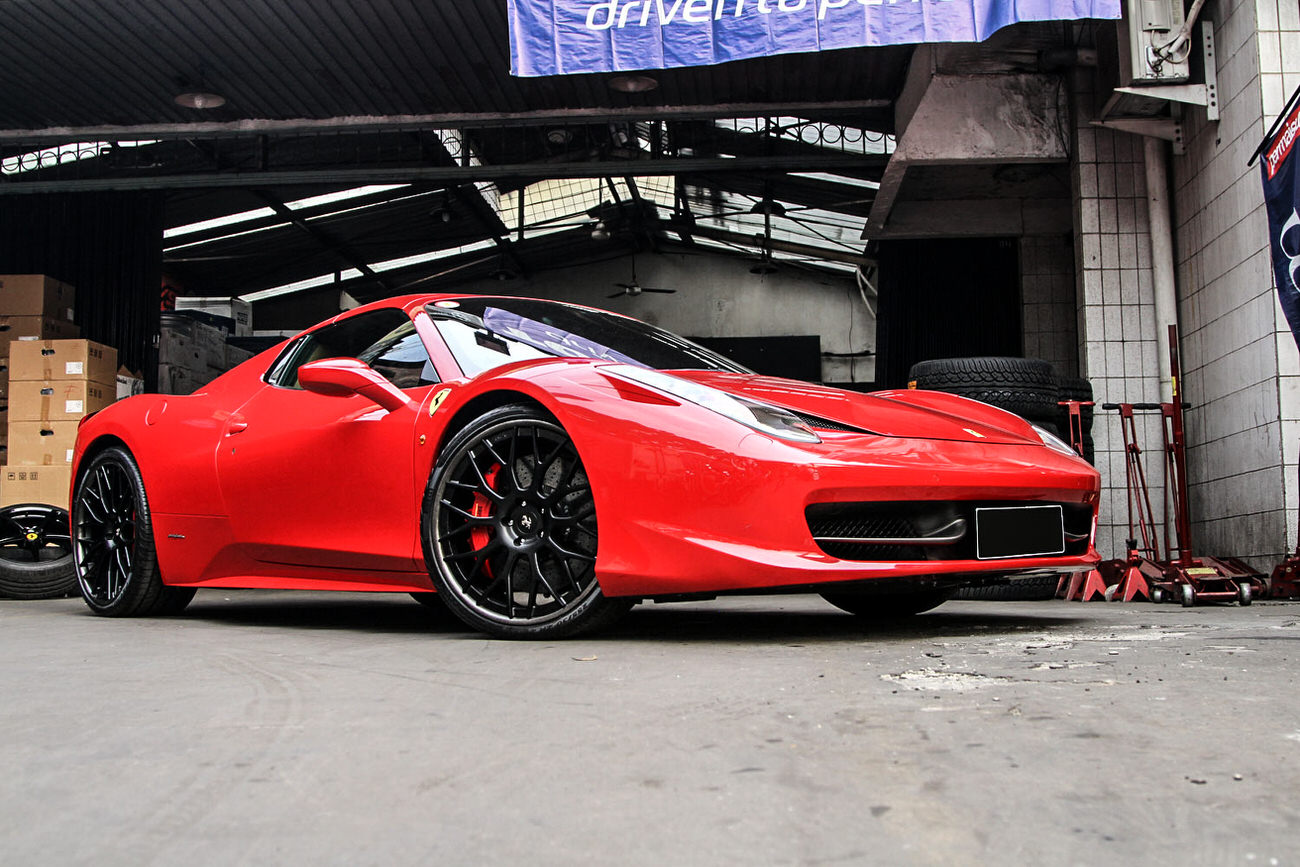 Permaisuri | Ferrari 458 with DPE CS Series CS20