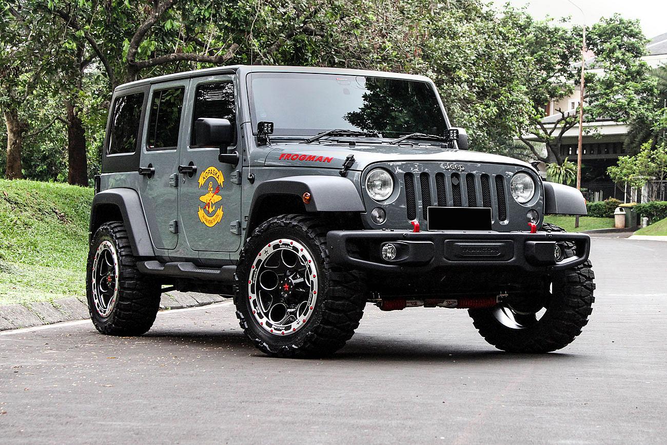 Jeep Rubicon with RBP 85R Voltage 20"