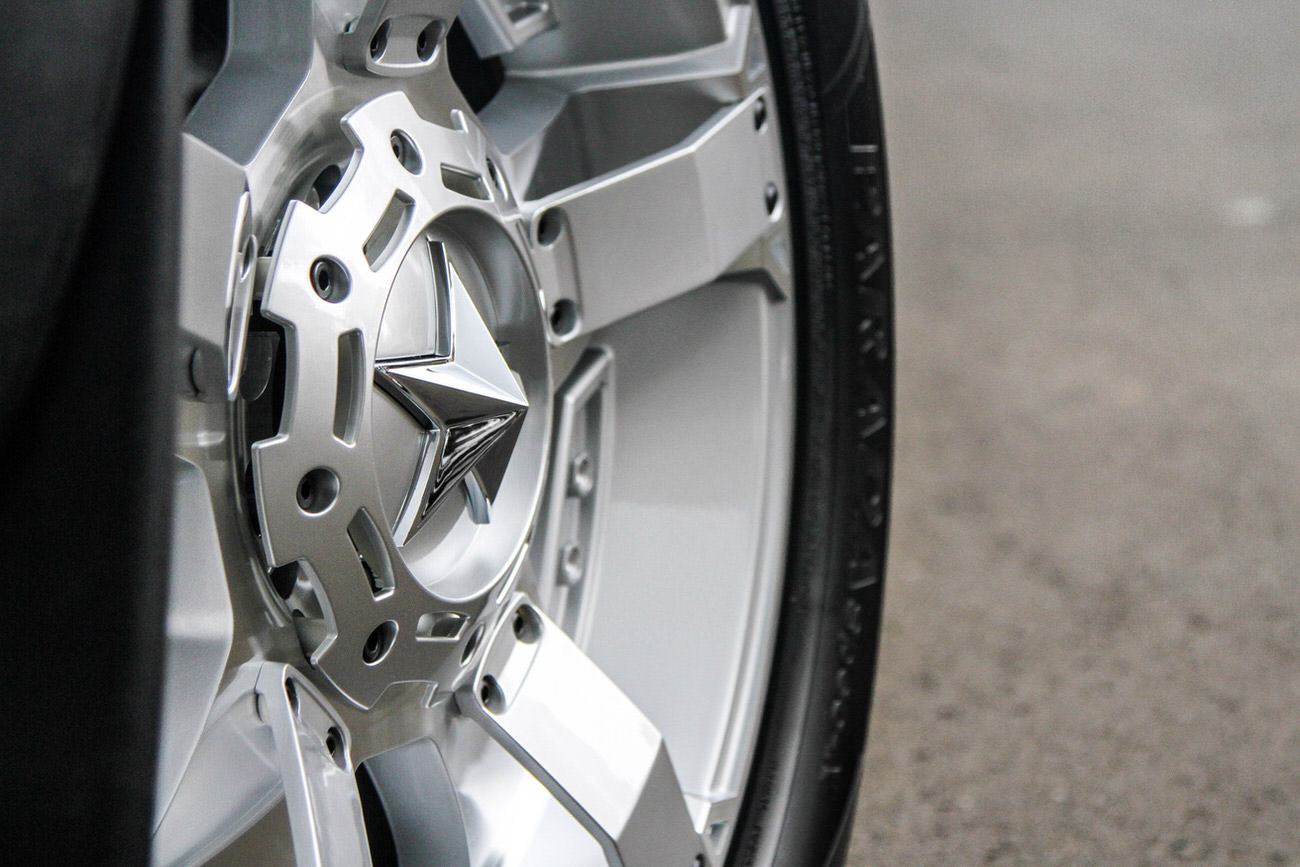 XD SERIES ROCKSTAR ARGENTO 168 on FORTUNER
