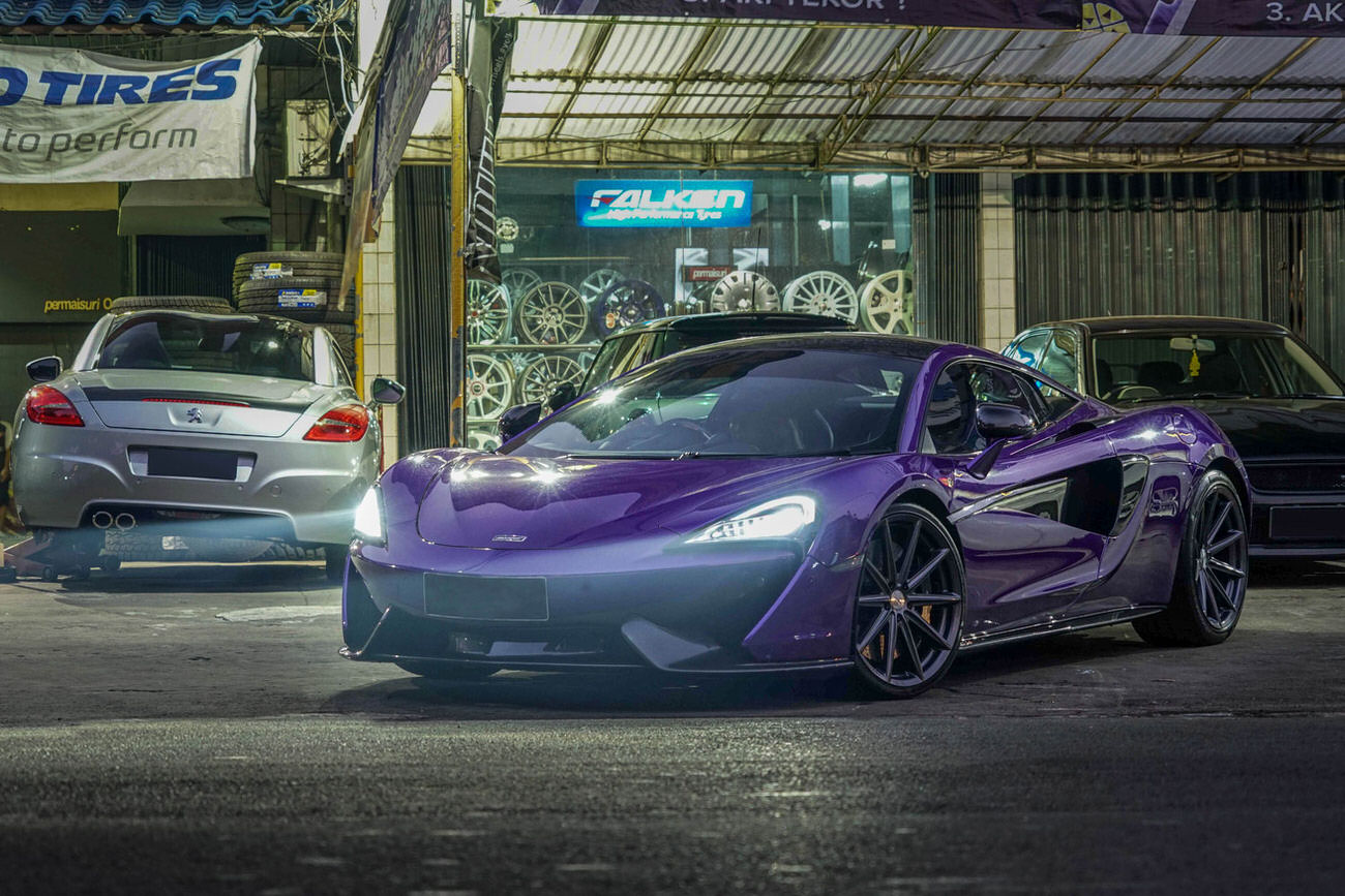 McLaren 570s Coupe with Vossen VF Series VFS10"