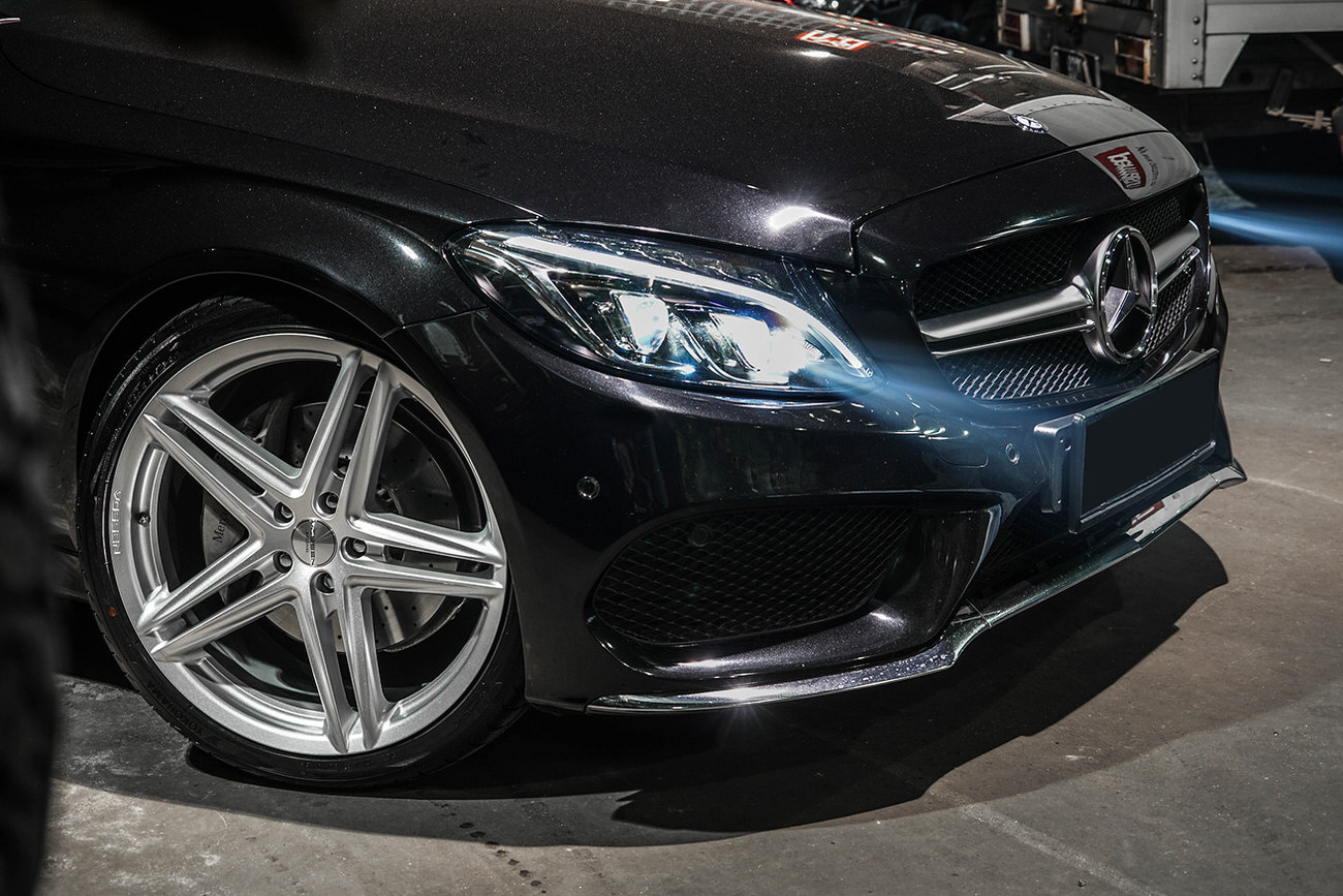 Permaisuri | Mercedes Benz C Class W205 with Vossen VFS5 20"