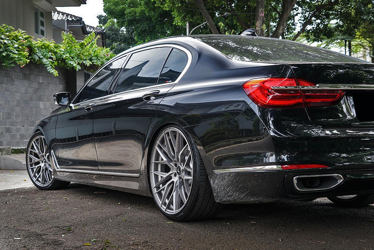 classy G12 on Vörsteiner wheels