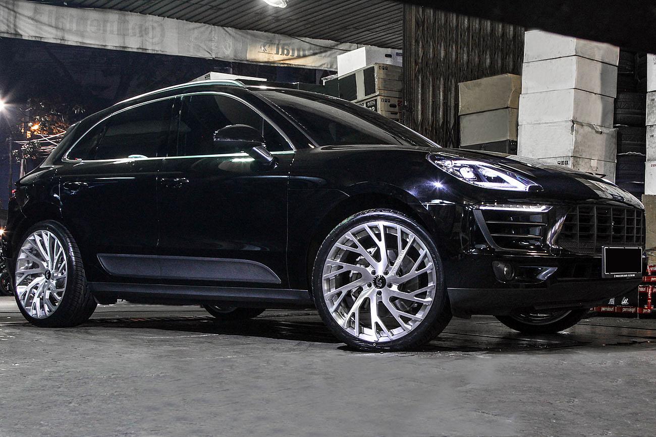 Porsche Macan S with Forgiato Sincro-ECL 22"