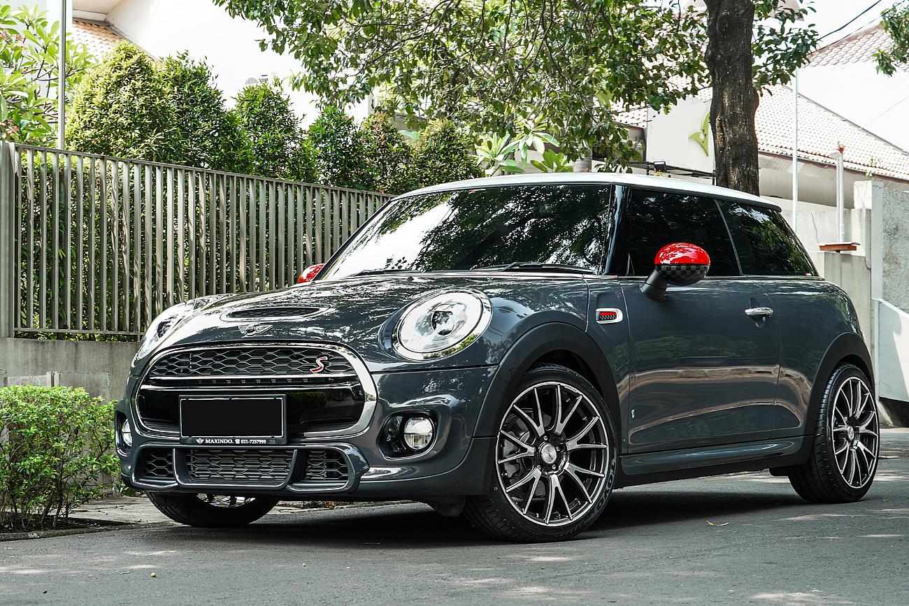 Rays Homura A7M on COOPER F56