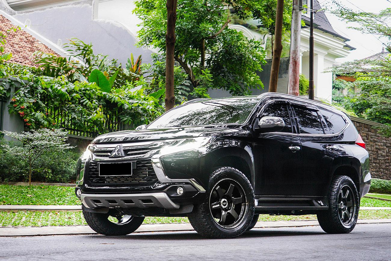 Rays TE37 Ultra Large PCD on Pajero Sport
