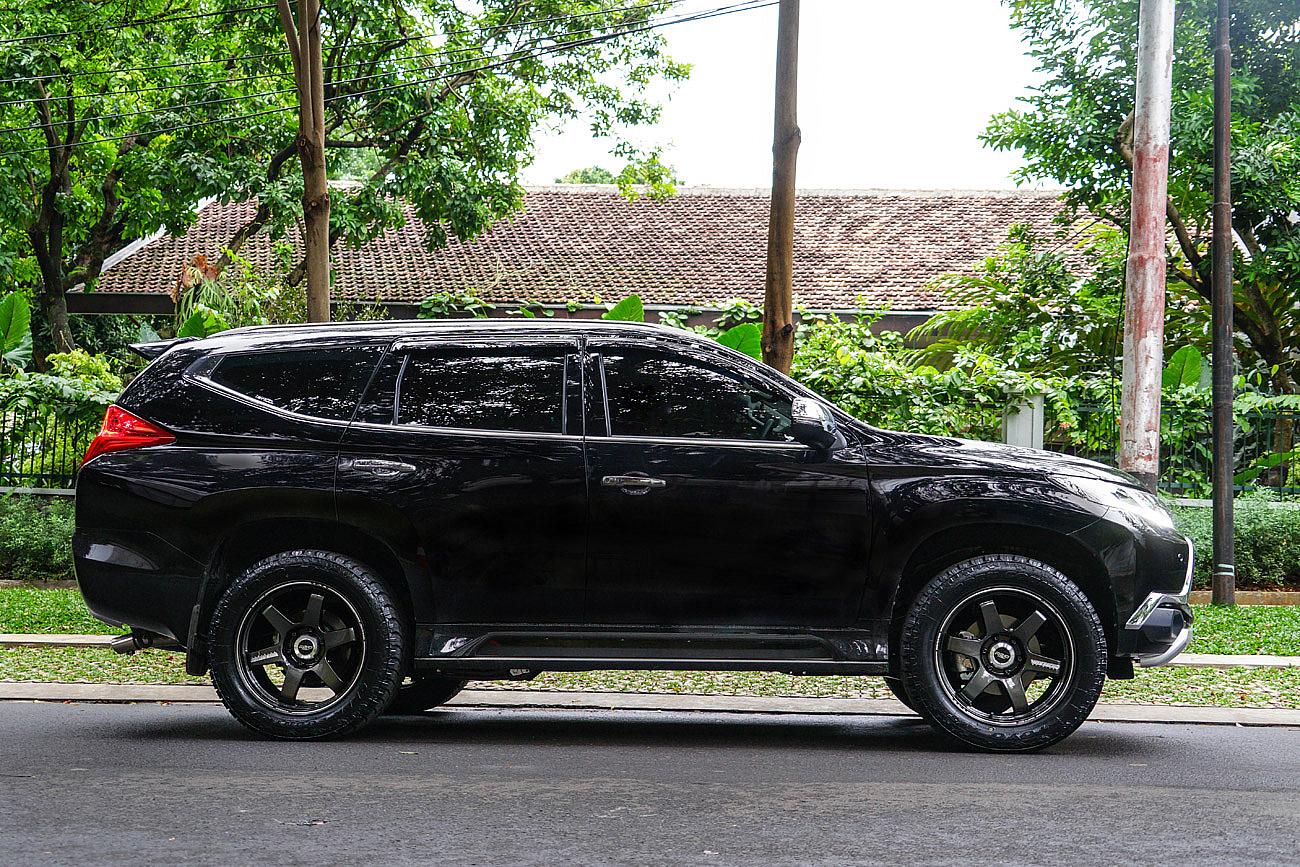 Rays TE37 Ultra Large PCD on Pajero Sport