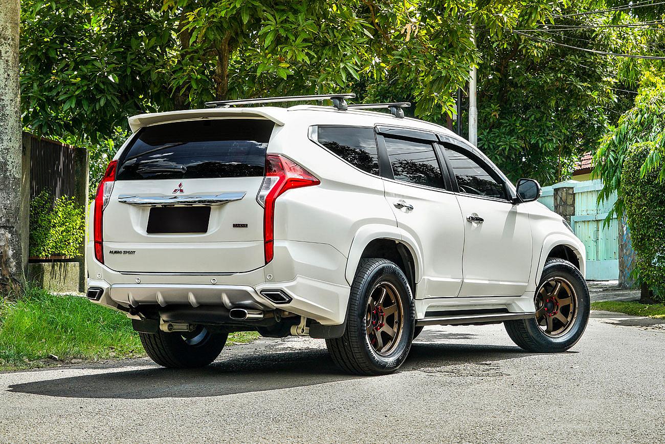 Rays Volk Racing TE37SB on Pajero Sport 