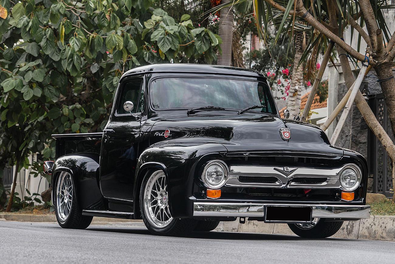 Vintage Meet Classic Ford 100 with HRE 540C