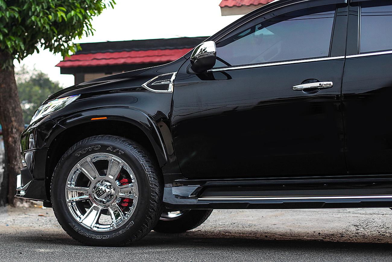 XD SERIES REVOLVER on Pajero sport