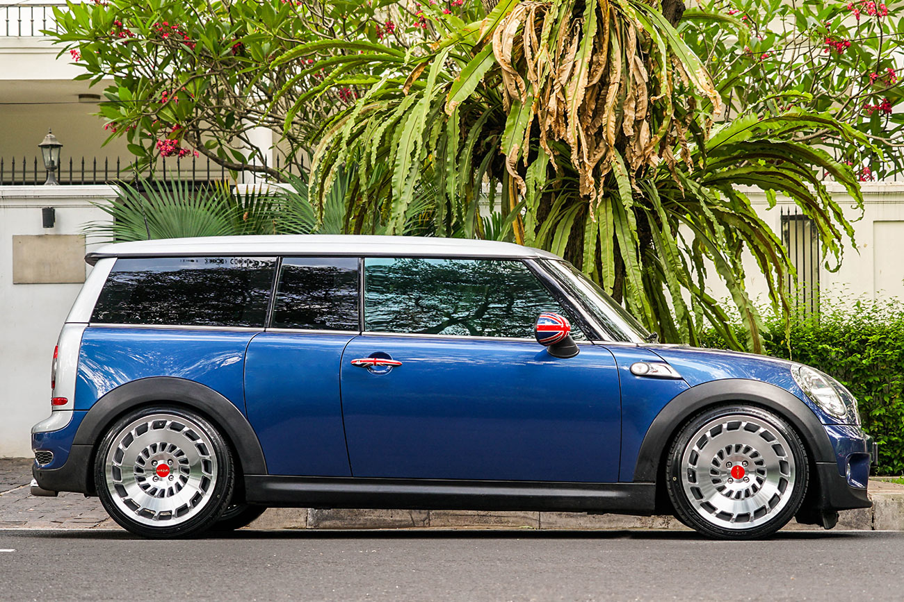 Permaisuri Mini Cooper Clubman R55 with Rotiform CCV