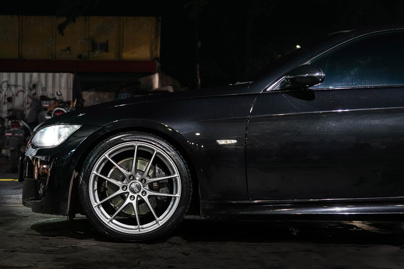 BMW E92 + OZ Racing Leggera HLT