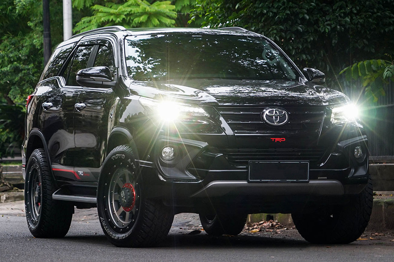 XD SERIES XD137 FMJ on Fortuner TRD Sportivo