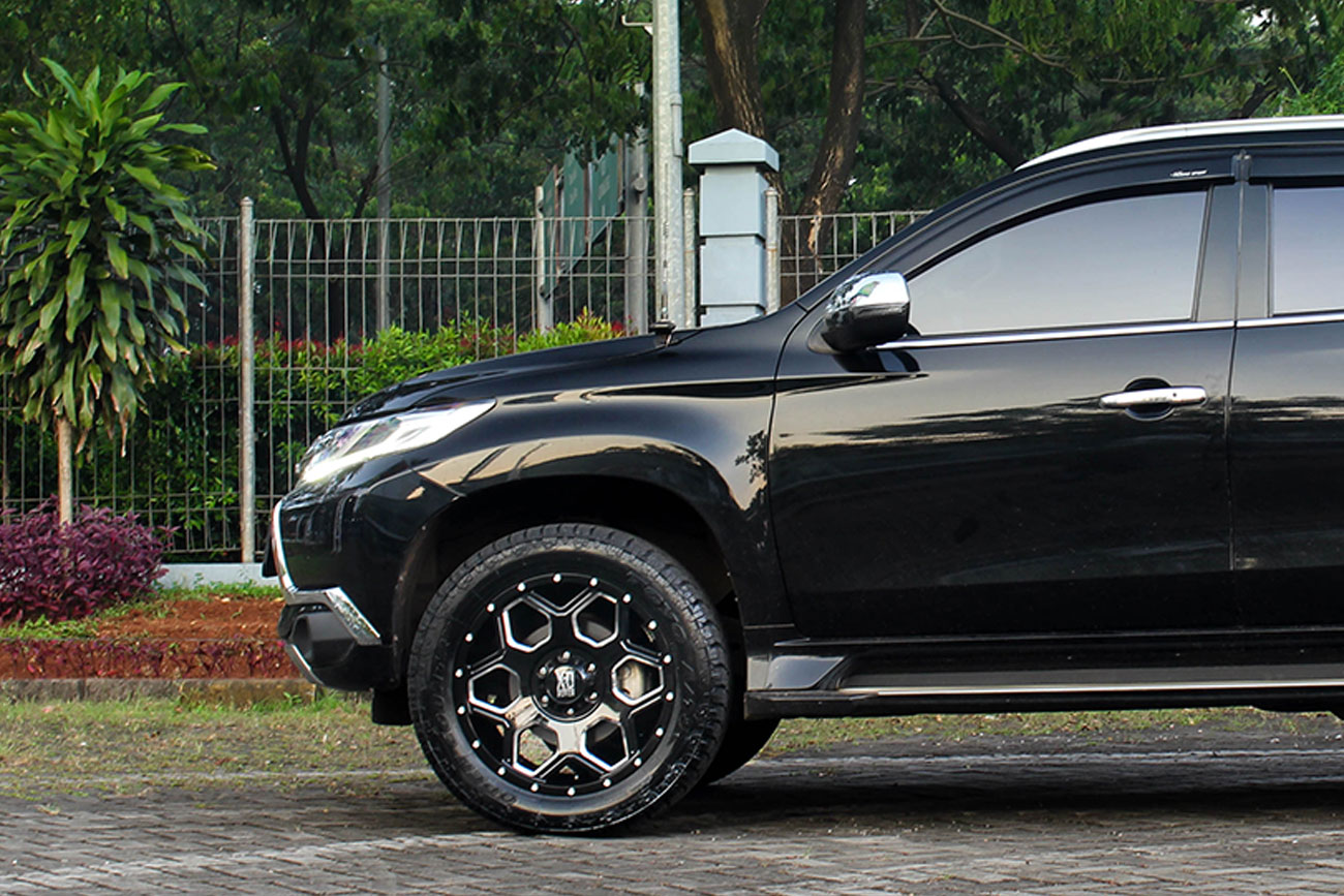 XD SERIES Battalion on Pajero Sport Dakar