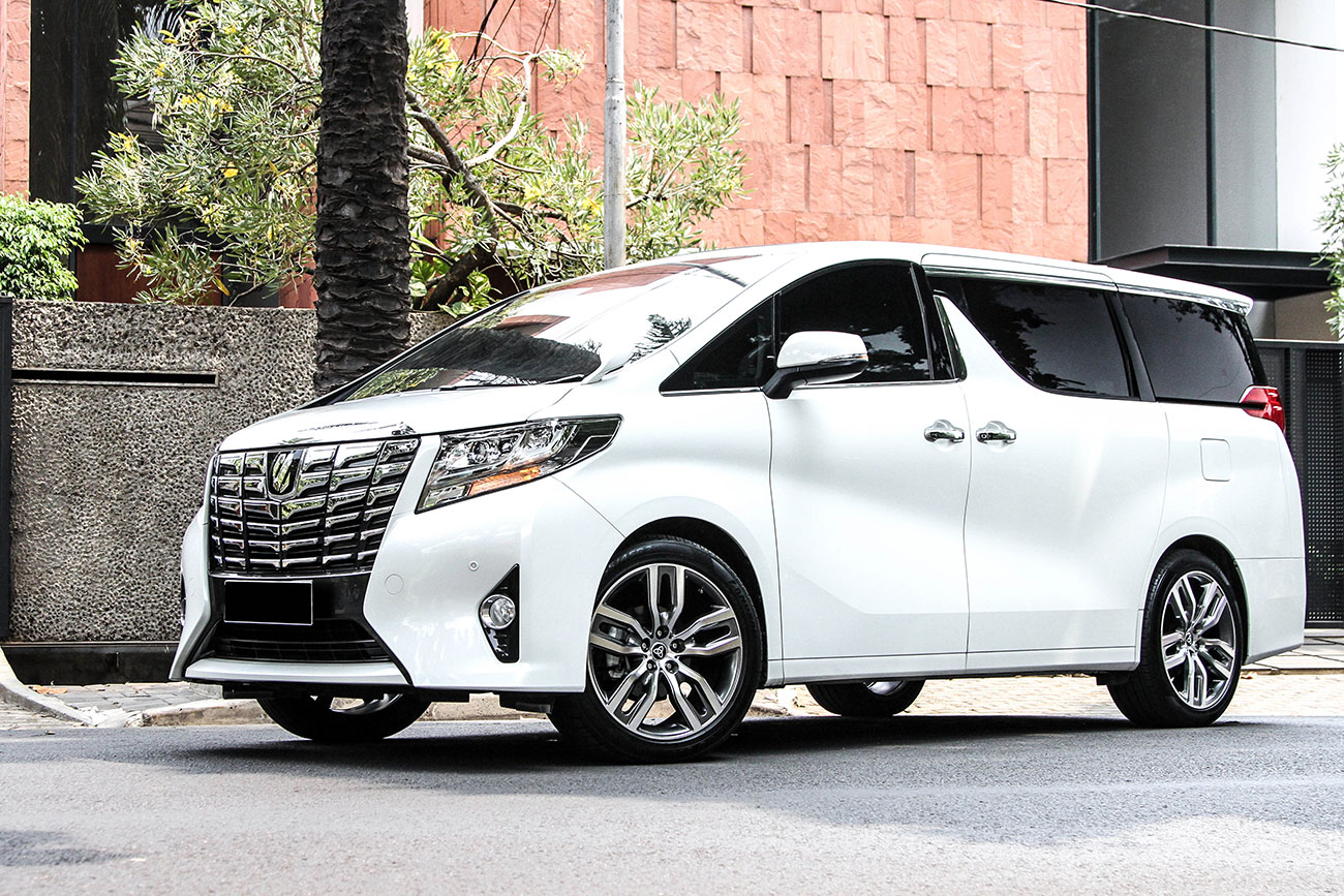 Alphard with RAV Predator