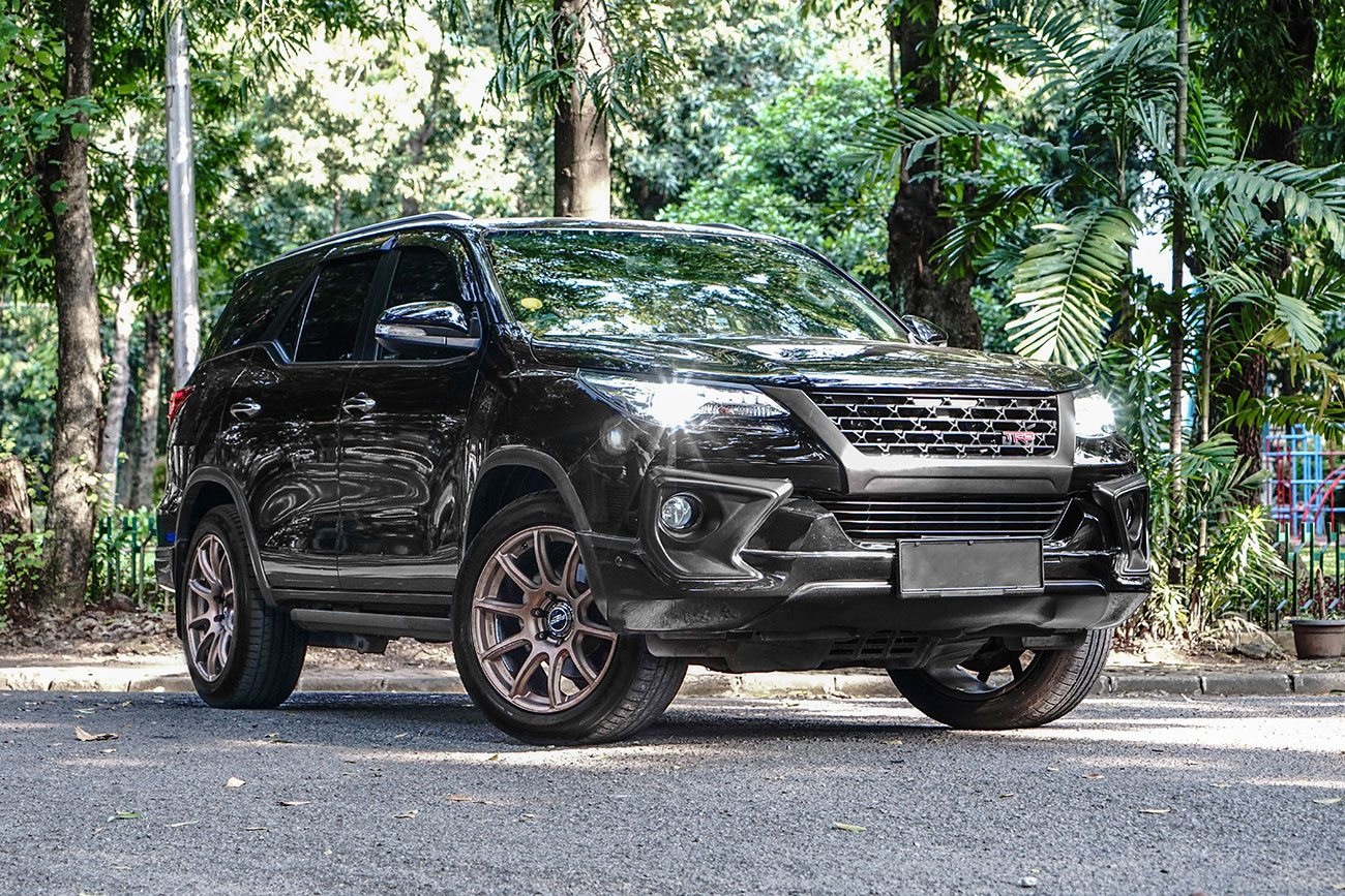 Permaisuri Rays Gram Lights 57Trans X With Fortuner VRZ