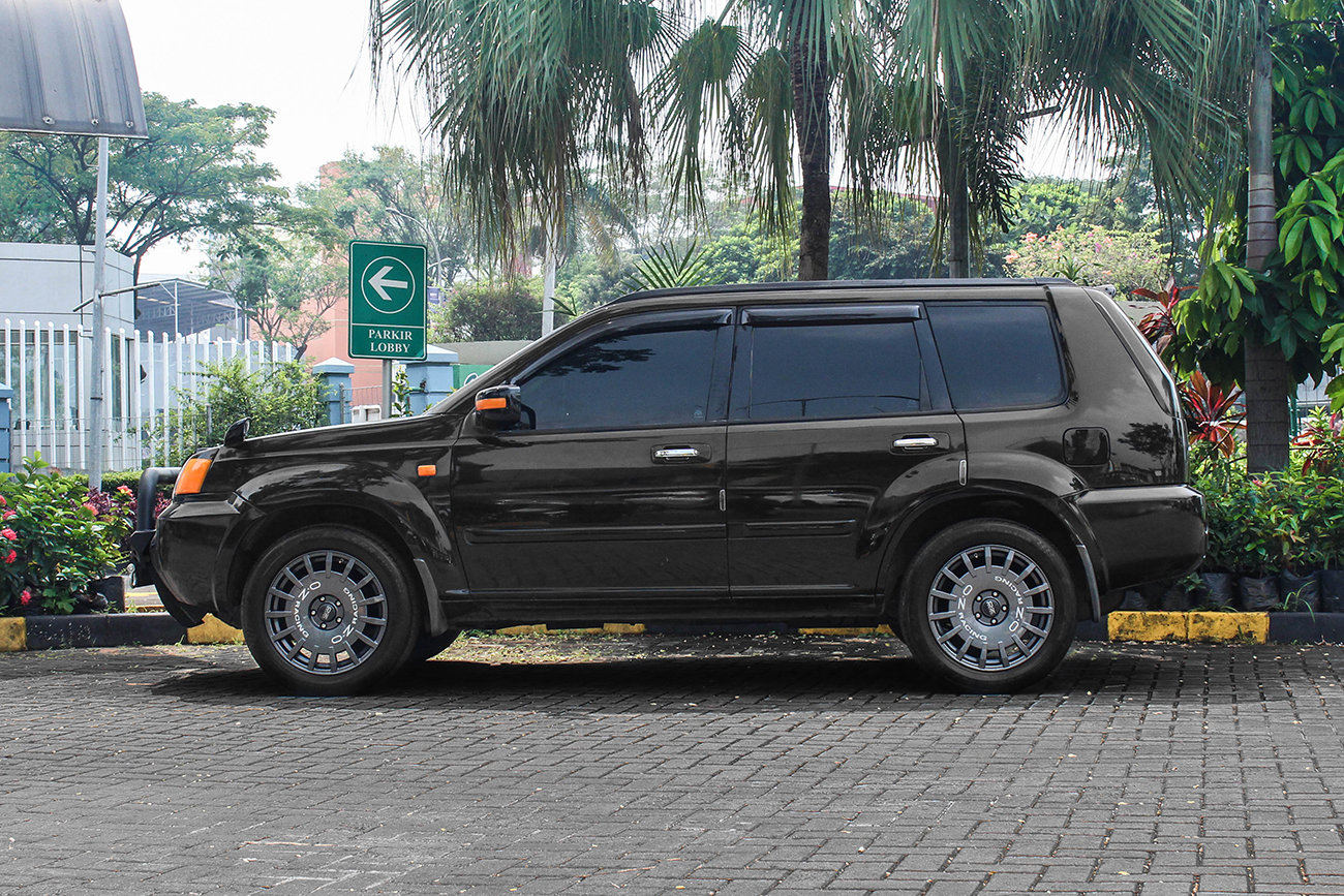 Xtrail T30 on OZ Rally Racing
