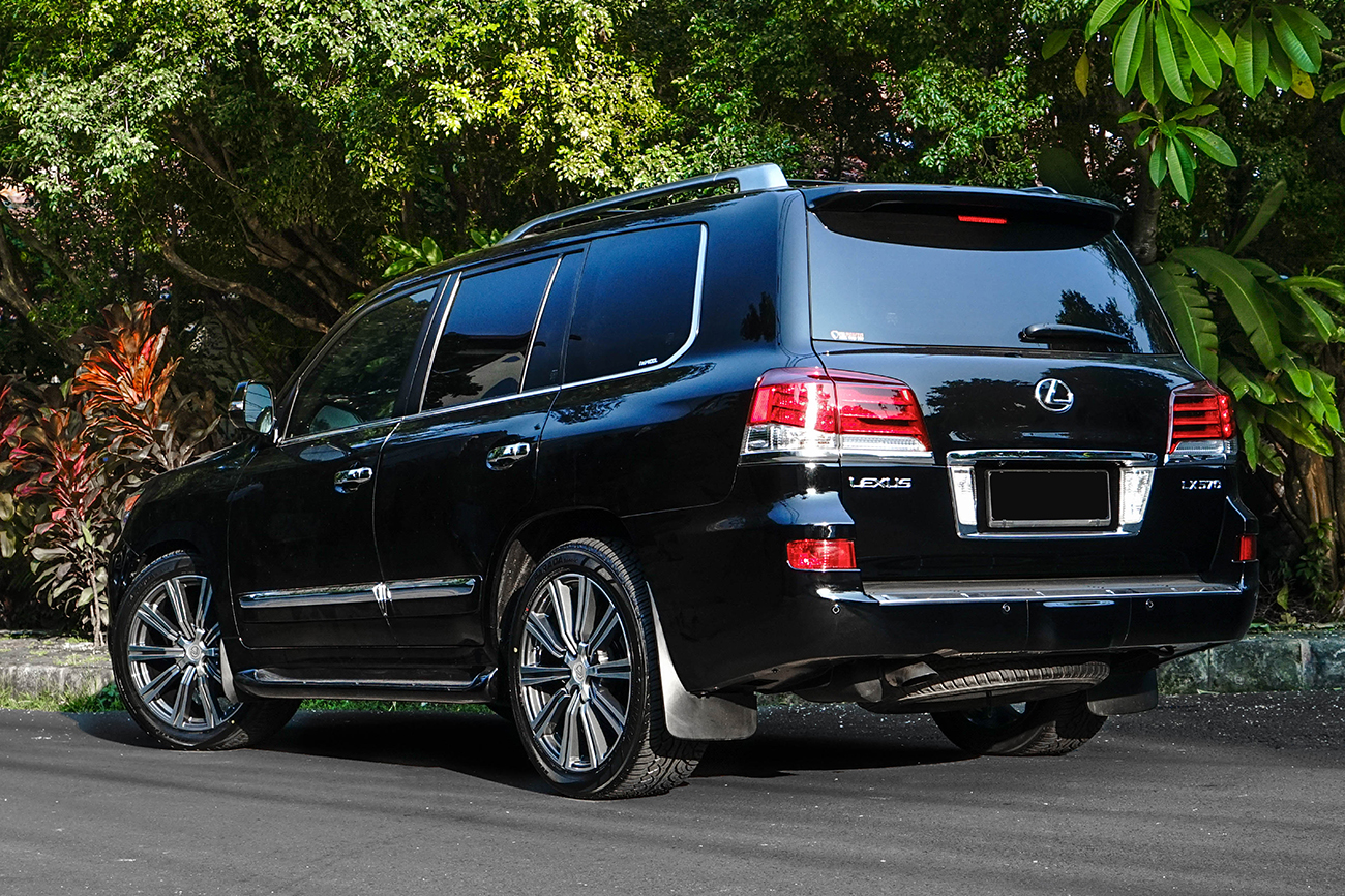 Toyota lexus lx570