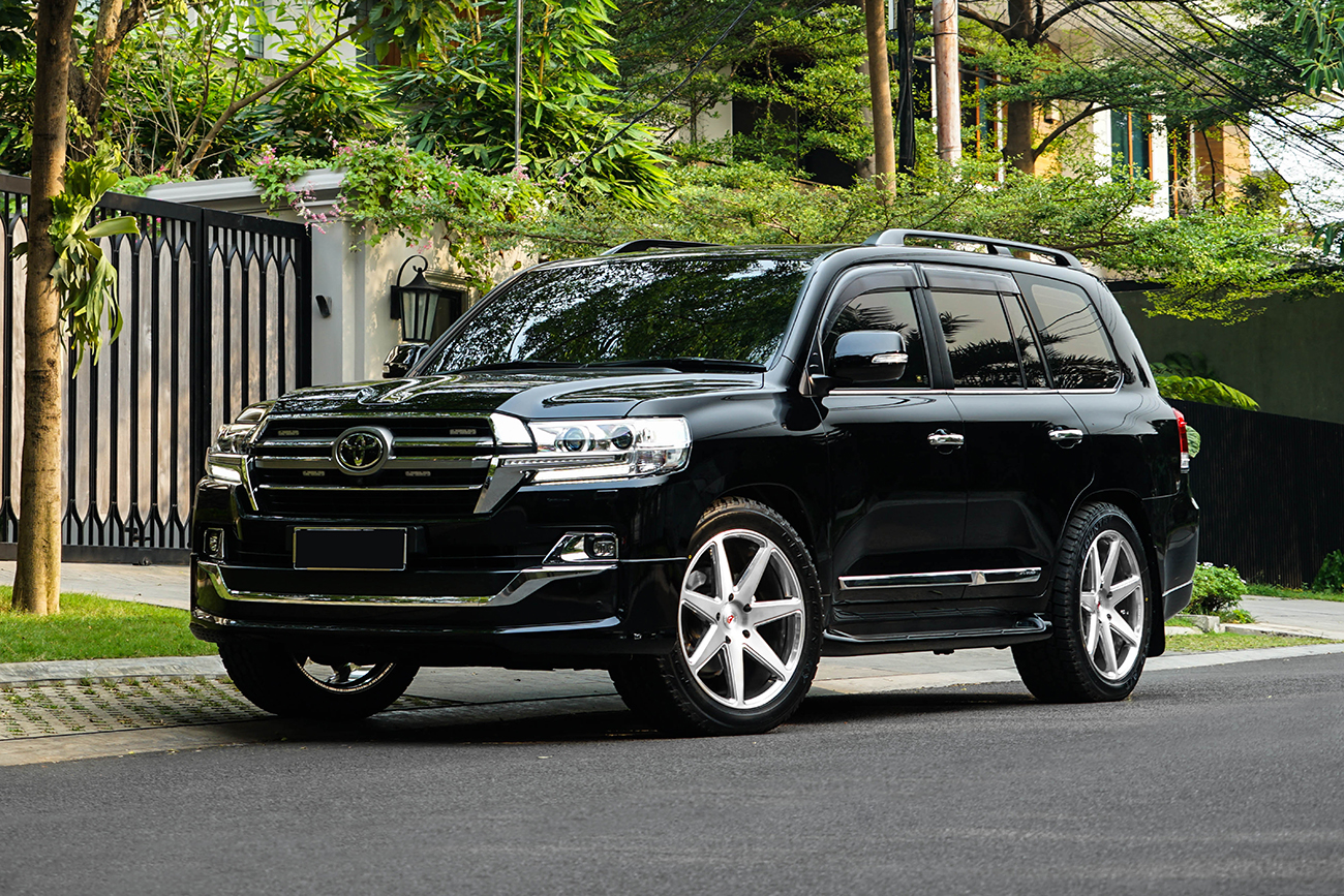 Vossen CG207 on Land Cruiser