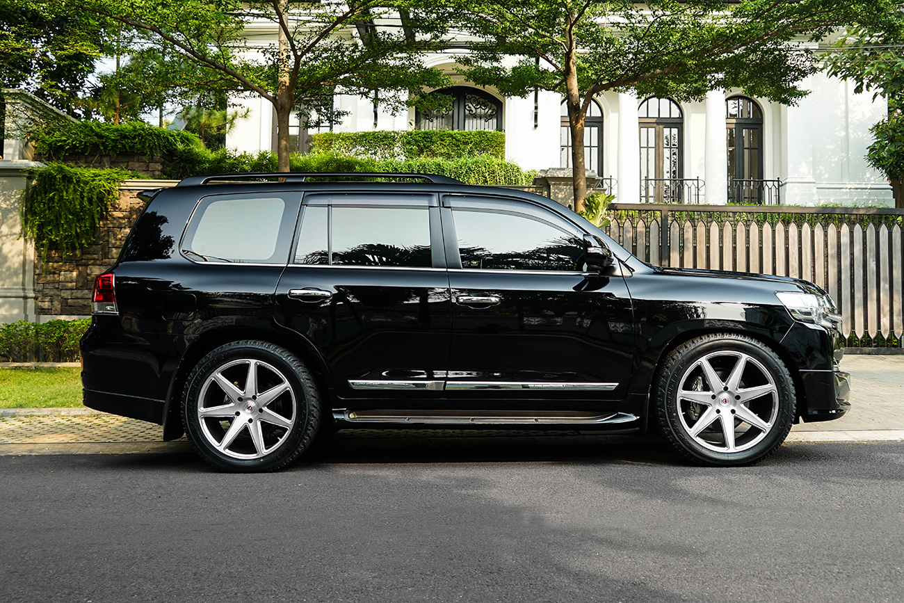 Vossen CG207 on Land Cruiser