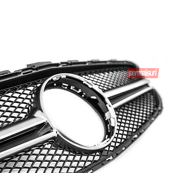 Grille Mercedes C Class W205 Style 63 Black Silver - Detail