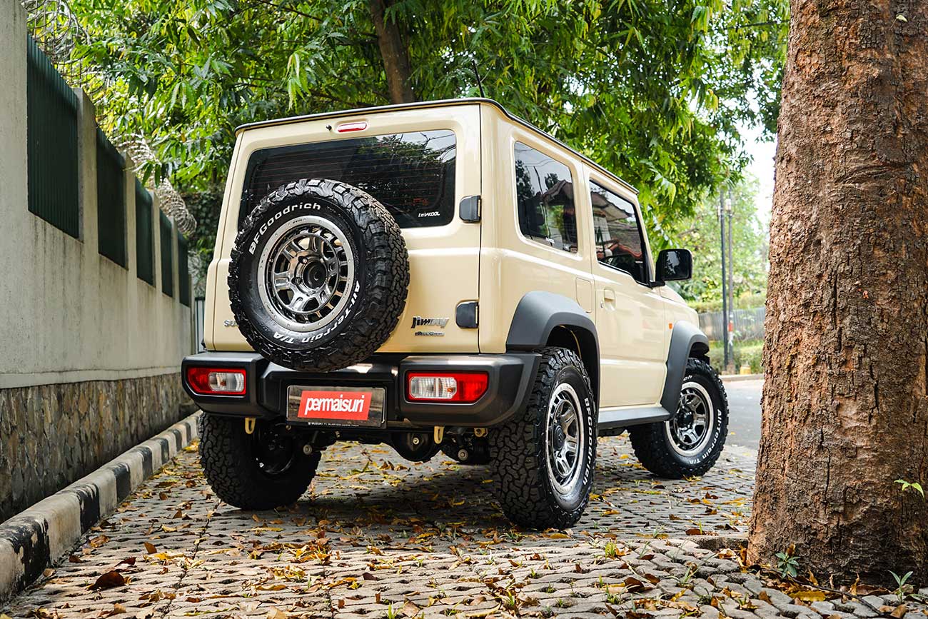 Work CRAG T-Grabic 2+Suzuki Jimny