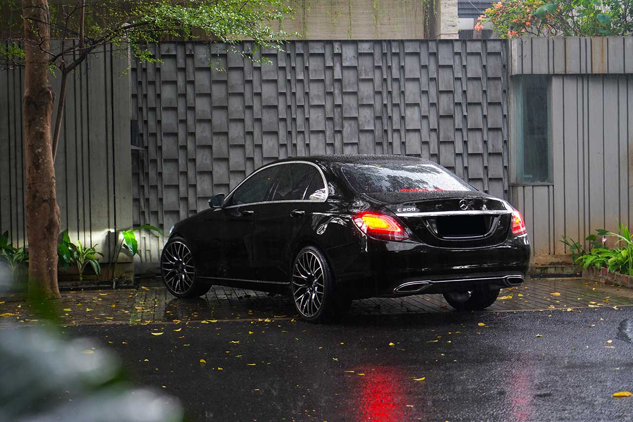 Permaisuri | Rays Gram Lights Azure 57CNA with Mercedes Benz C-Class W205